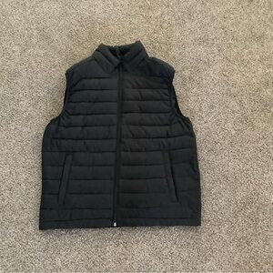 Men’s Aeropostale Black Puffy Vest
